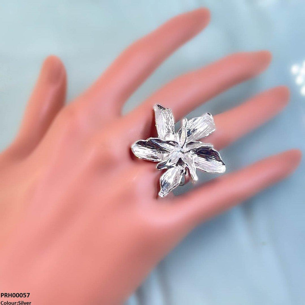 Flower Ring Adjustable
