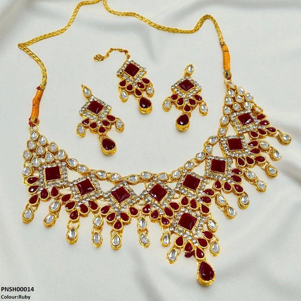 Square/Tear Drop Necklace Set