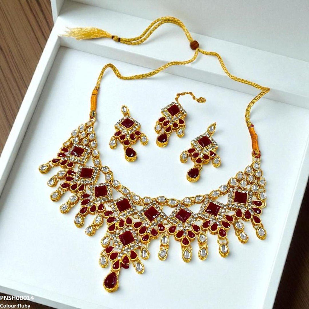 Square/Tear Drop Necklace Set