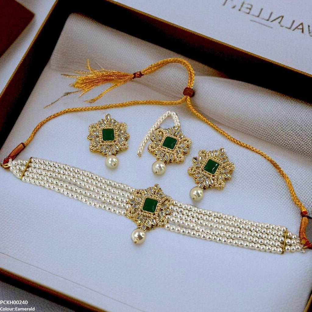 Square/Tear Pearl Drop Choker Set