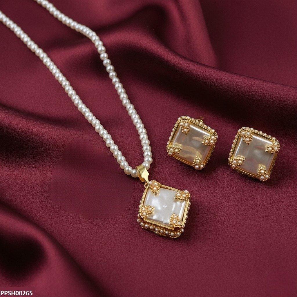 Square Pedant Set