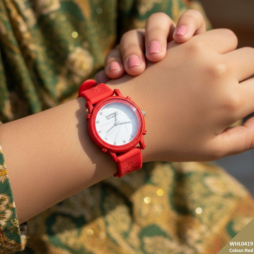 Round Leaf Dial Rubber Strap Women's Watch