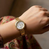 Round Dial Women's Watch