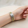Fashionable Round Dial Women's Watch