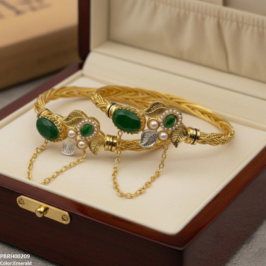 Oval Leaf Bangle Set