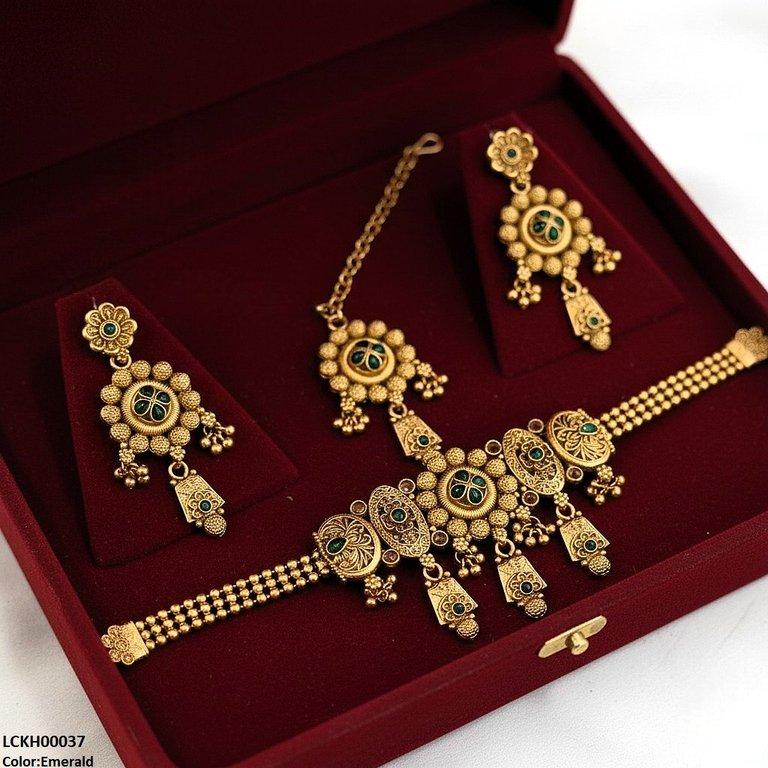 Round Flower Drop Choker Set