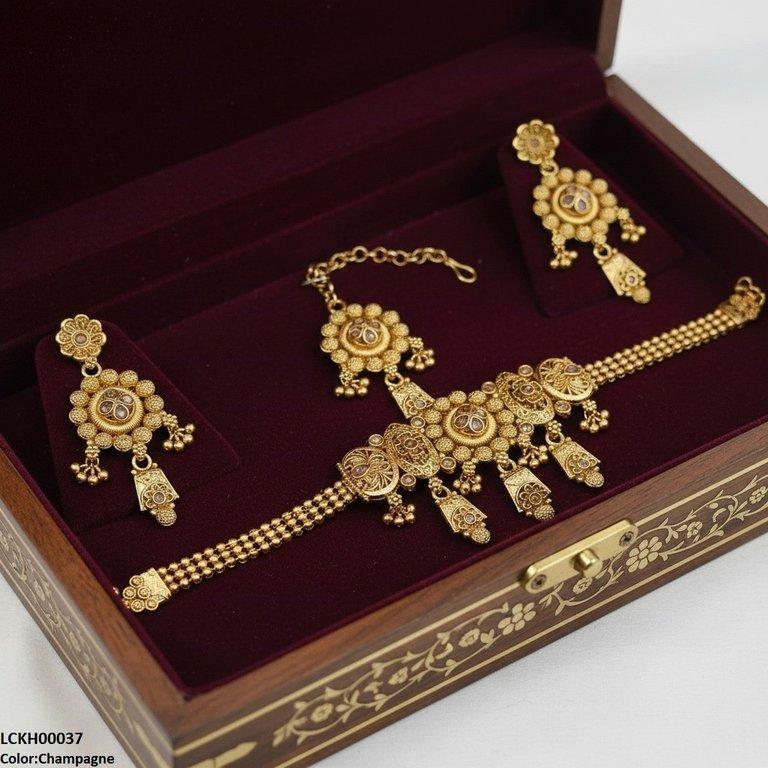 Round Flower Drop Choker Set