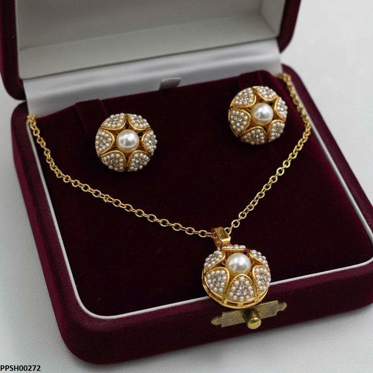 Pearl Flower Drop Pedant Set