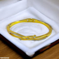 Crossover Hand Bracelet