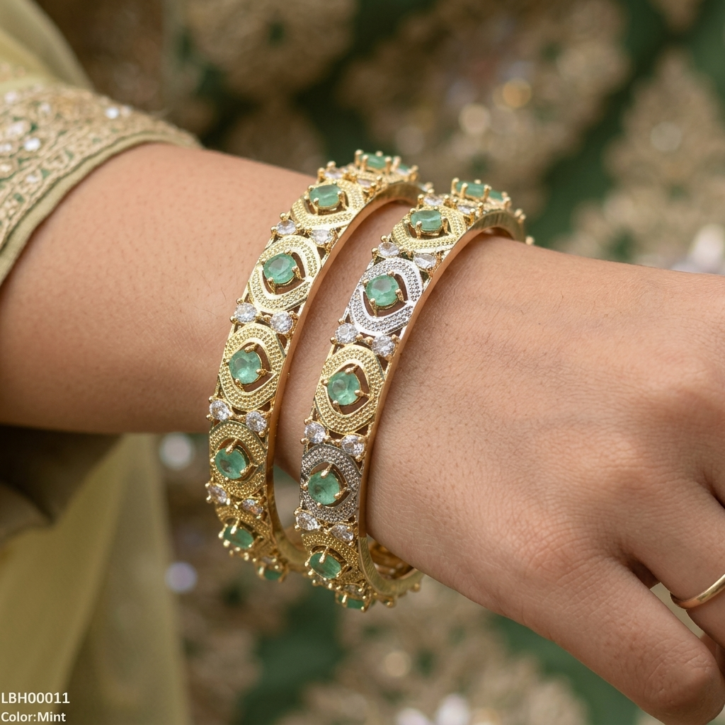 Round Stone Bangle Set