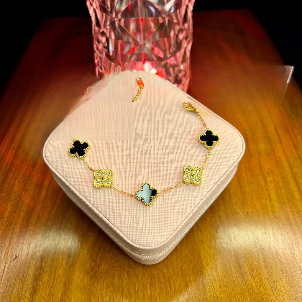 Stainless Steel 18k Black and Gold Clover Bracelet