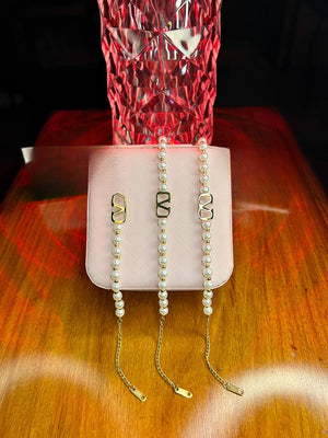 Stainless Steel 18k Luxury Pearl V Bracelet