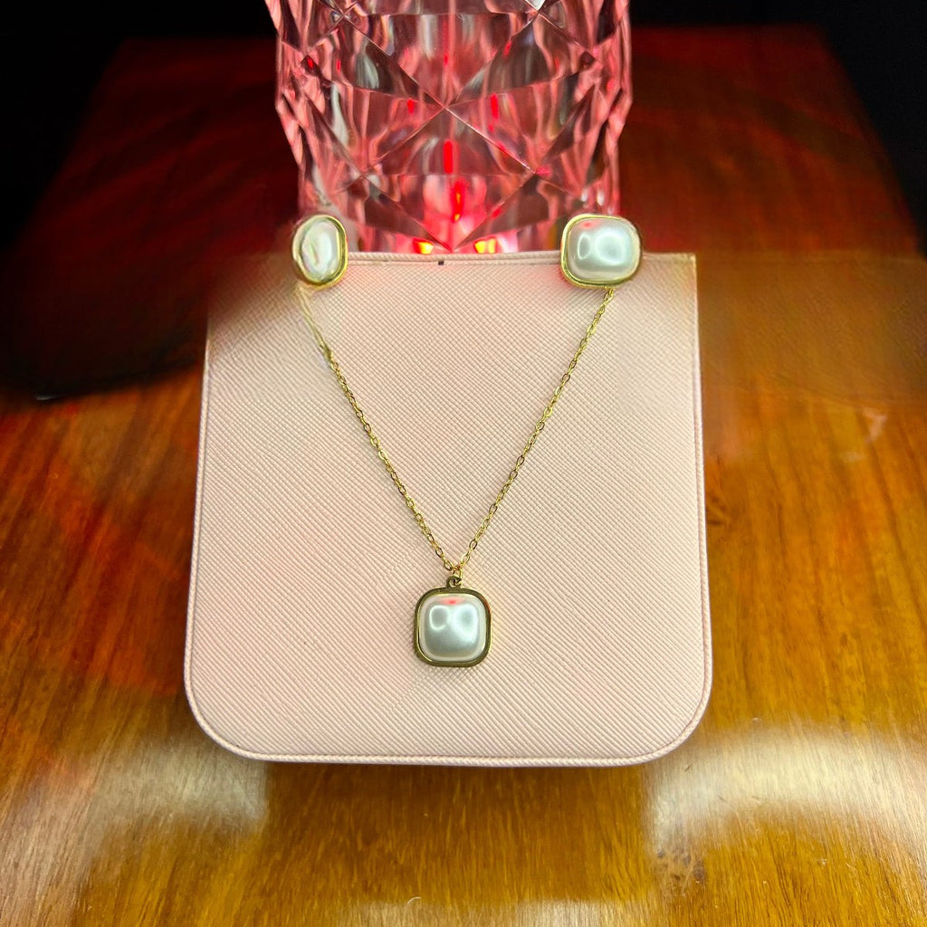 Stainless Steel 18k Pearl Necklace Earring Set